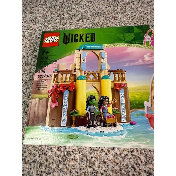 LEGO Wicked Glinda Elphaba Nessarose Shiz University Set 75681 7+ - Picture 5 of 5